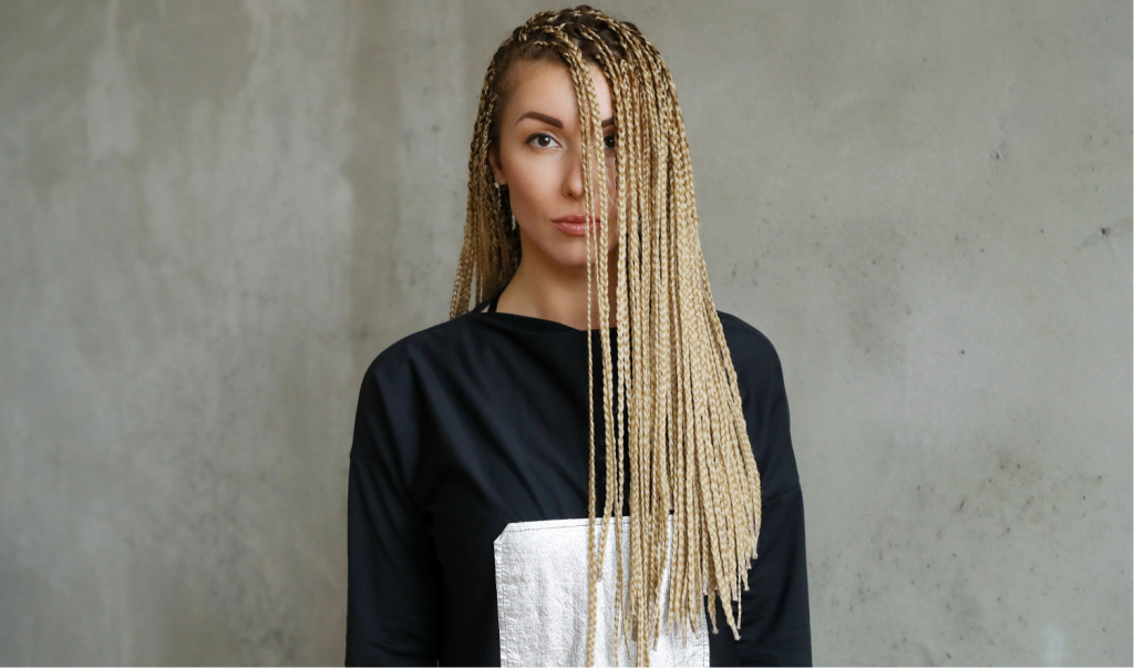 woman-with-dreadlocks 1.jpg