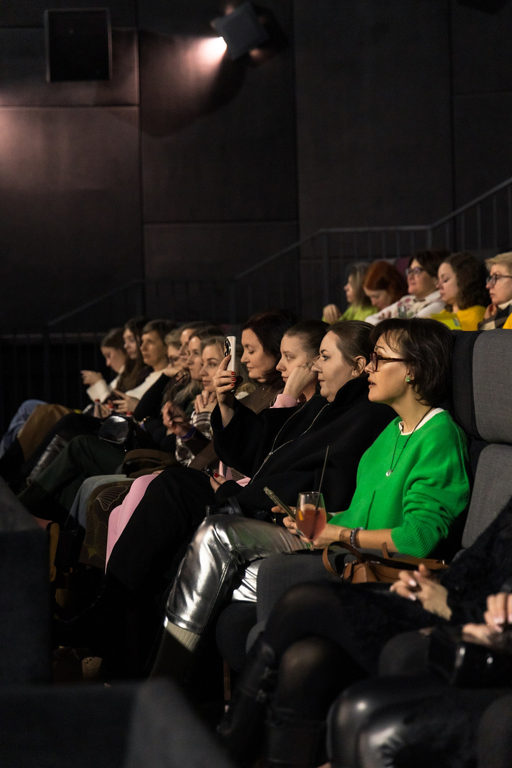 Твоя комфортная пауза: MODUM выпустил линейку деликатной косметики My Pause